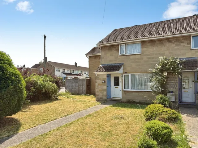 Marwin Close, Martock, photo 1