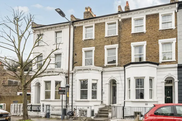 Maude Road, SE5, photo 1
