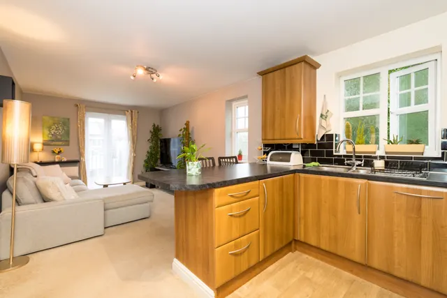 Beacon View, Standish, WN6, photo 3