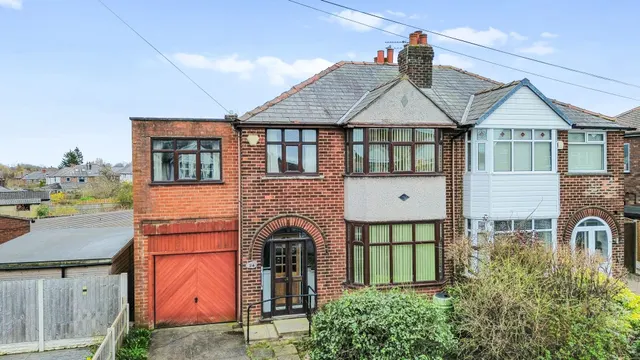 Daresbury Road, Eccleston, St. Helens, WA10 5DY, photo 1