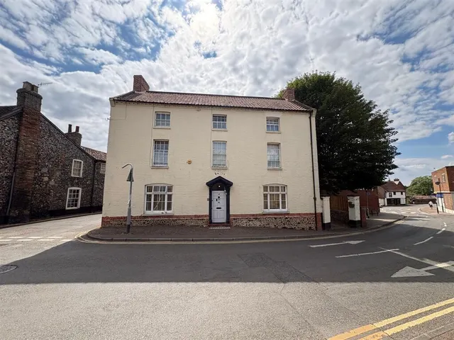 Raymond Street, THETFORD, photo 1