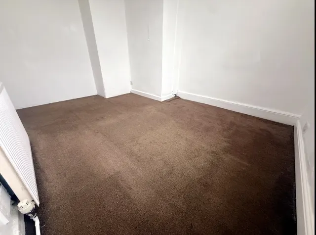 School Street, Dewsbury, WF13, photo 3