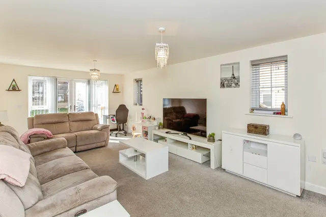 Tanner Drive, Huntingdon, PE29, photo 3