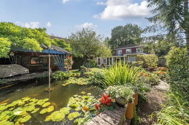 Fenns Lane, West End, GU24, photo 1