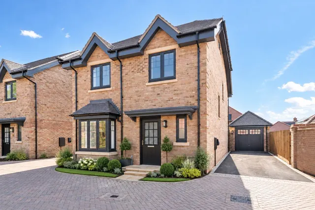Plot 50A Russell Road, Toddington, Toddington, LU5 6QF, photo 1
