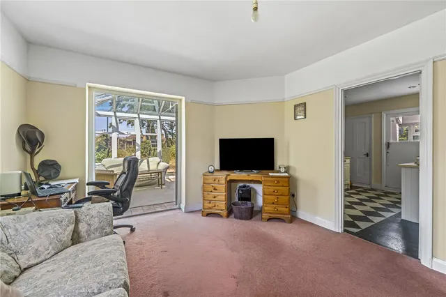 Photo 3 — Buckingham Road, Hampton, TW12 3JX