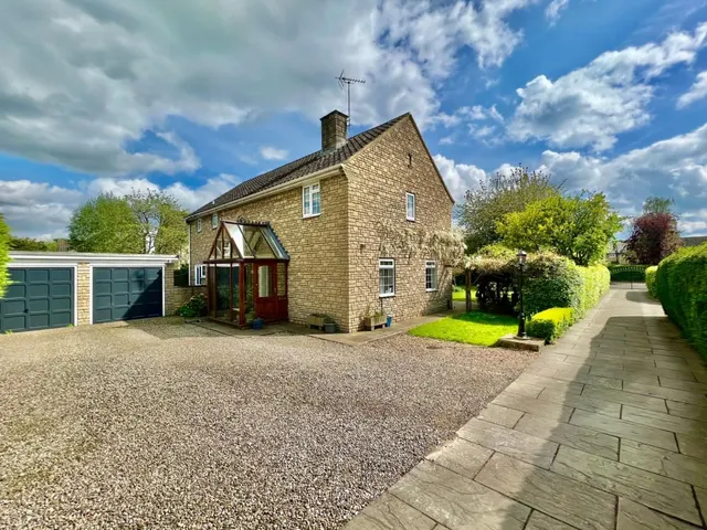 Boston Spa ~ Beeches End, Wetherby, LS23, photo 2