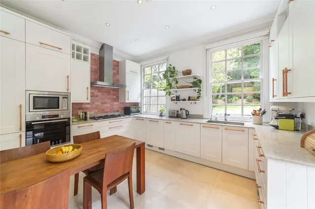 Bracknell Gardens, Hampstead, NW3, photo 3