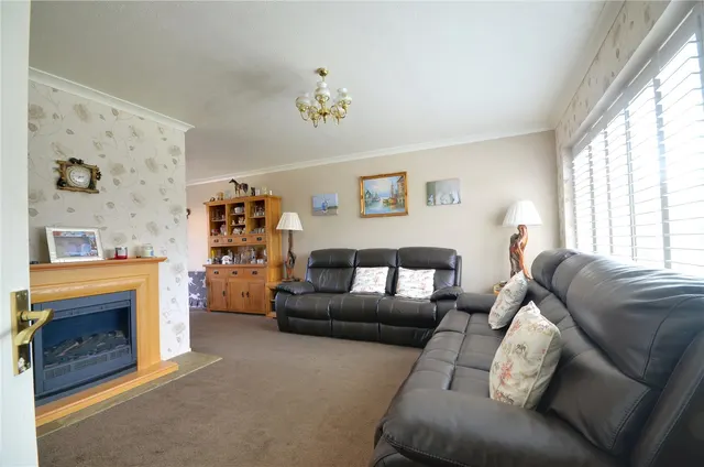 Hackenden Lane, East Grinstead, RH19, photo 2