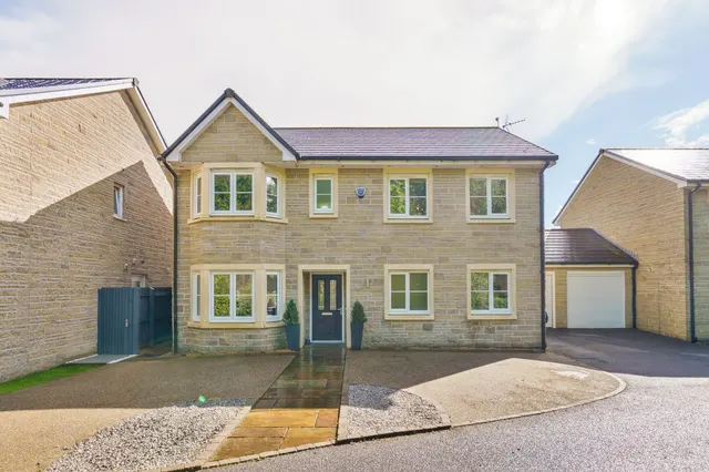 Dovecote Road, Strines, SK6, photo 1
