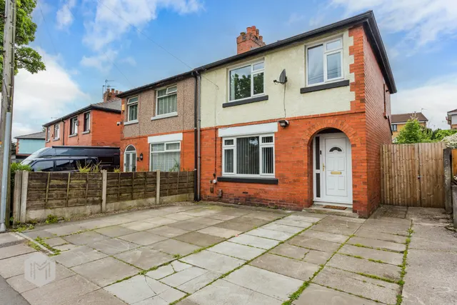 George Street, Farnworth, Bolton, BL4 9QX, photo 1