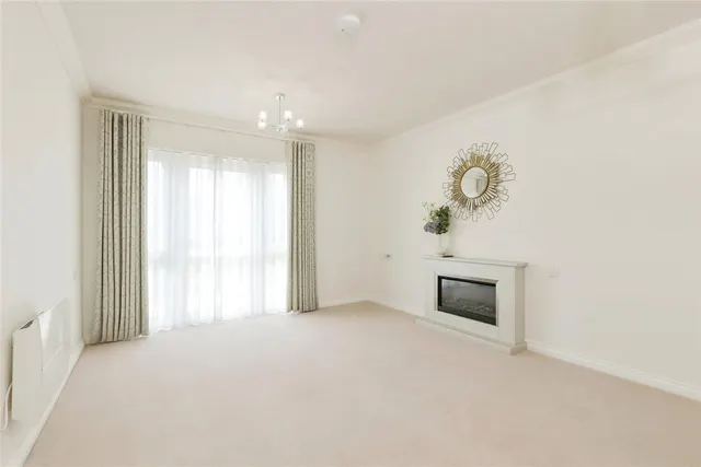 Birchwood Park Avenue, Swanley, BR8, photo 2