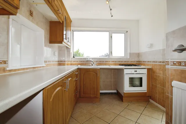 Severn Road, Oadby, LE2, photo 3
