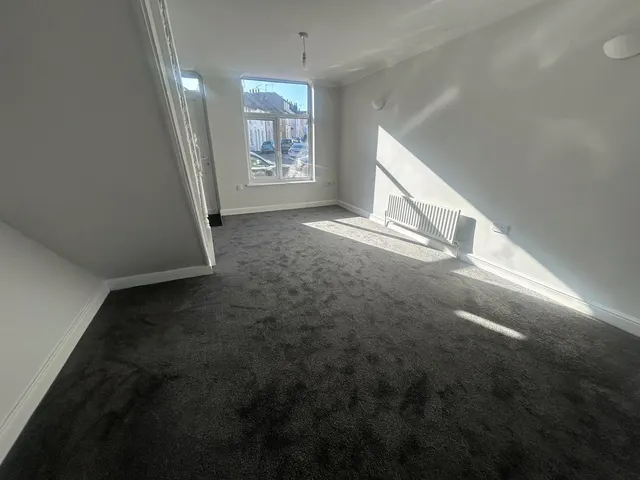 Raphael Road, Gravesend, DA12, photo 2