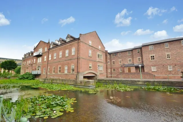 Navigation Walk, Leeds, LS10, photo 1