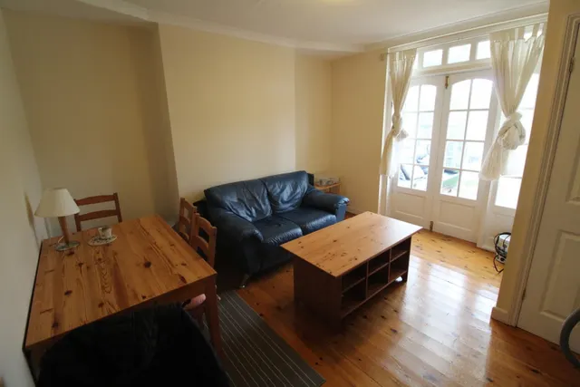 Ringwood Crescent, Wollaton, NG8, photo 3