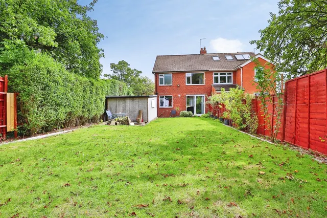 Nook Road, Scholes, LS15, photo 1