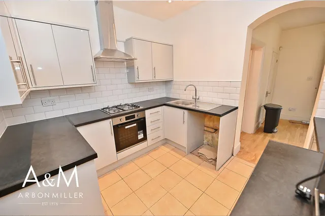 St Edmunds Road, Ilford, IG1, photo 3