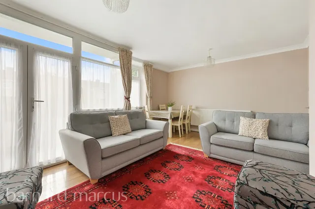 Gressenhall Road, London, SW18, photo 3