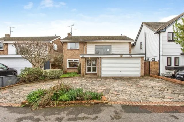 Plymtree, Thorpe Bay, SOUTHEND-ON-SEA, Essex, SS1, photo 1