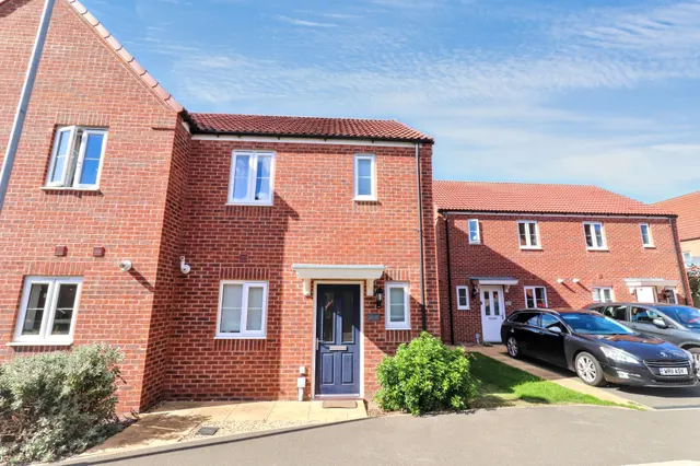 Saltern Drive, Spalding, PE11, photo 1