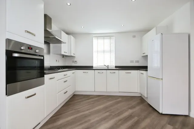 Clarence Place, Ashby-De-La-Zouch, LE65, photo 3