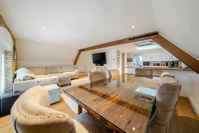 Starts Hill Road, Orpington, BR6, photo 2