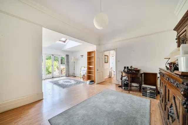 Crescent Road, Kingston upon Thames, KT2, photo 3