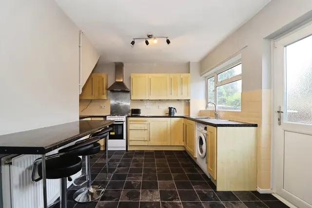 Blake Road, Bristol, BS7, photo 3