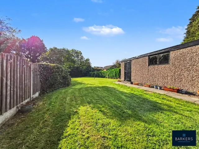 Kingsley Drive, Birkenshaw, BD11, photo 2
