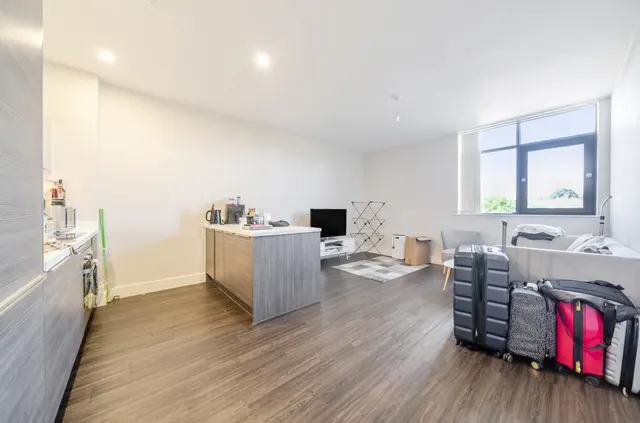 Dawsons Square, Pudsey, LS28, photo 2