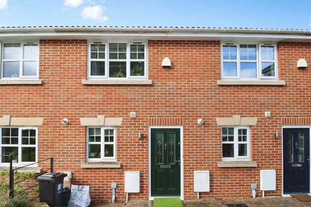 Hill Close, Emersons Green, BS16, photo 1