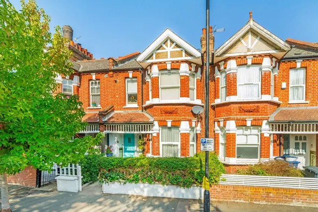 Valetta Road, W3, photo 1