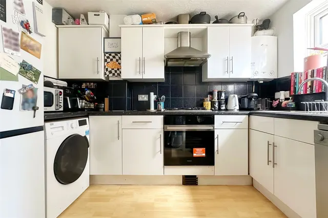 Rustington, Littlehampton, BN16, photo 3