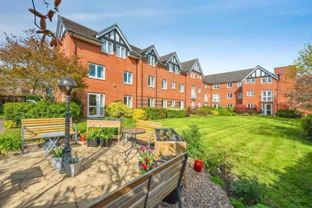 Park View, Ashbourne, photo 1