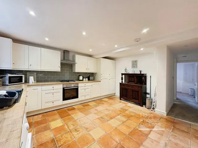 Wood Street, Ryde, PO33, photo 2