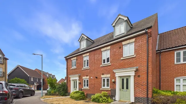 Juniper Road, Bury St Edmunds, IP32, photo 1