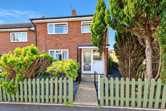 Furzedown, Stevenage, SG2, photo 1