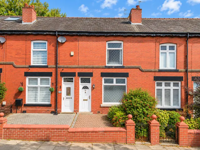 Laurel Street, Tottington, BL8, photo 1