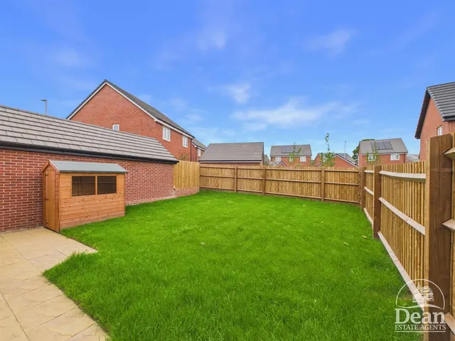 Forest Walk West Off, Lydney, GL15, photo 2