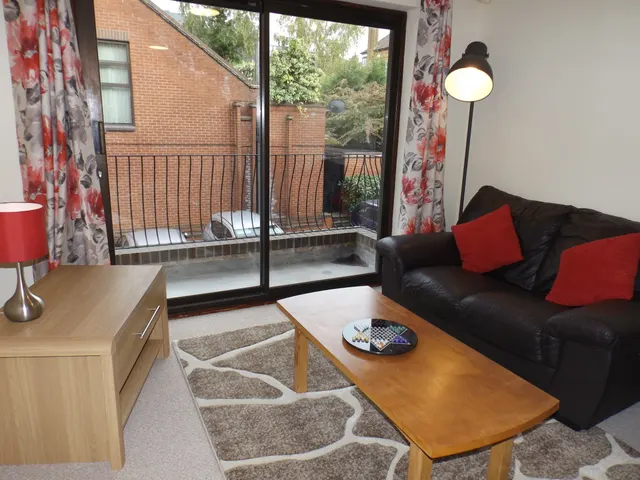 Mapleton Court, Leicester, LE1, photo 2