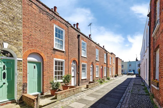 Blackfriars Street, Canterbury, photo 1
