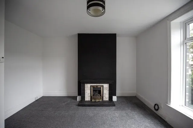 Beech Street, Huddersfield, HD1, photo 2