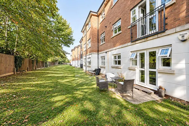 Bressay Drive, Mill Hill, NW7, photo 3