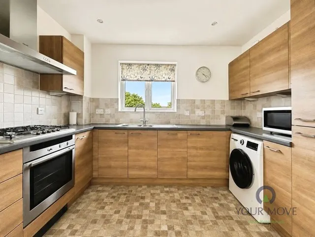 Photo 2 — Hazlitt Drive, Maidstone, Kent, ME16