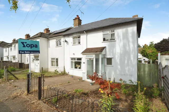 The Crescent, New Malden, KT3, photo 3