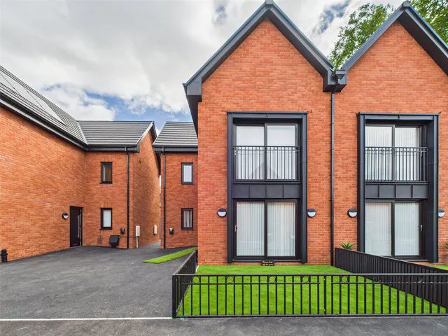 Belper Terrace, Levenshulme, M19, photo 1