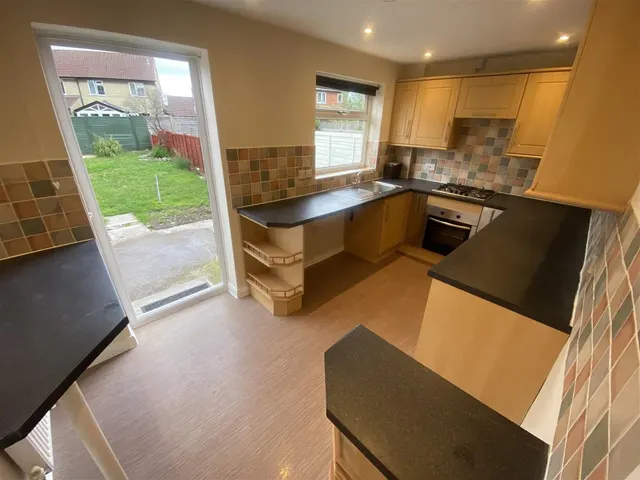 Photo 2 — Linley Close Bridgwater, Somerset TA6 4HL