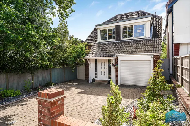 Eversley Park Road, London, N21, photo 1