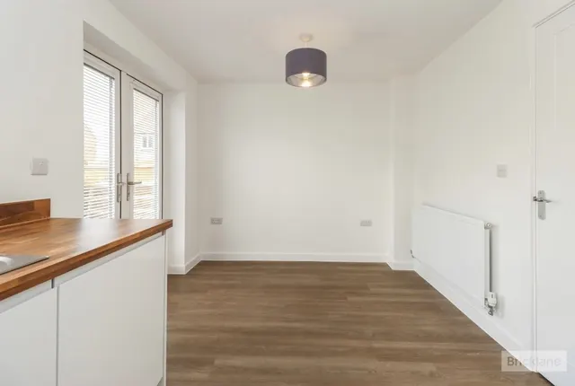 Dolan Drive, Weldon, NN17, photo 3